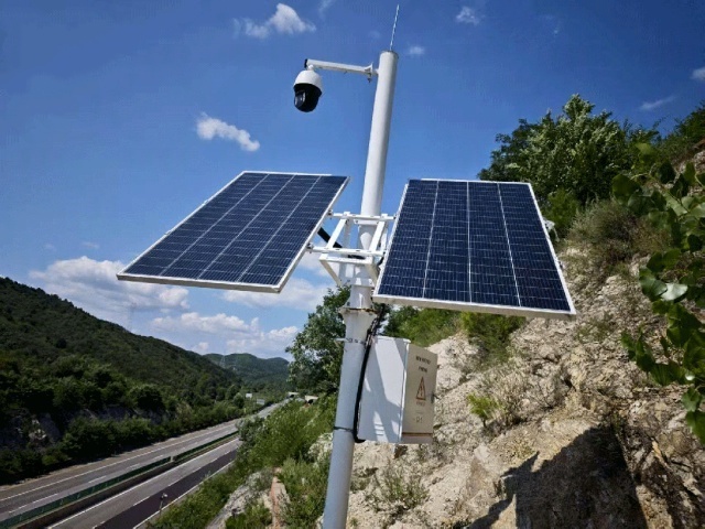 Off-Grid Solar Power Architecture for Mountain Road Surveillance in Shijiazhuang, Hebei