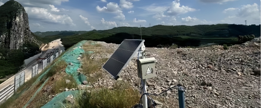 Off-Grid Solar-Powered CCTV Systems for Slope Monitoring in Guangxi | Shenzhen Kongfar Technology
